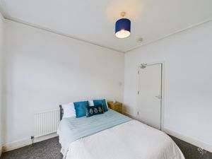 bed 1 - click for photo gallery